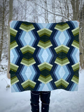 Load image into Gallery viewer, Bracken Quilt Pattern - Printed Booklet
